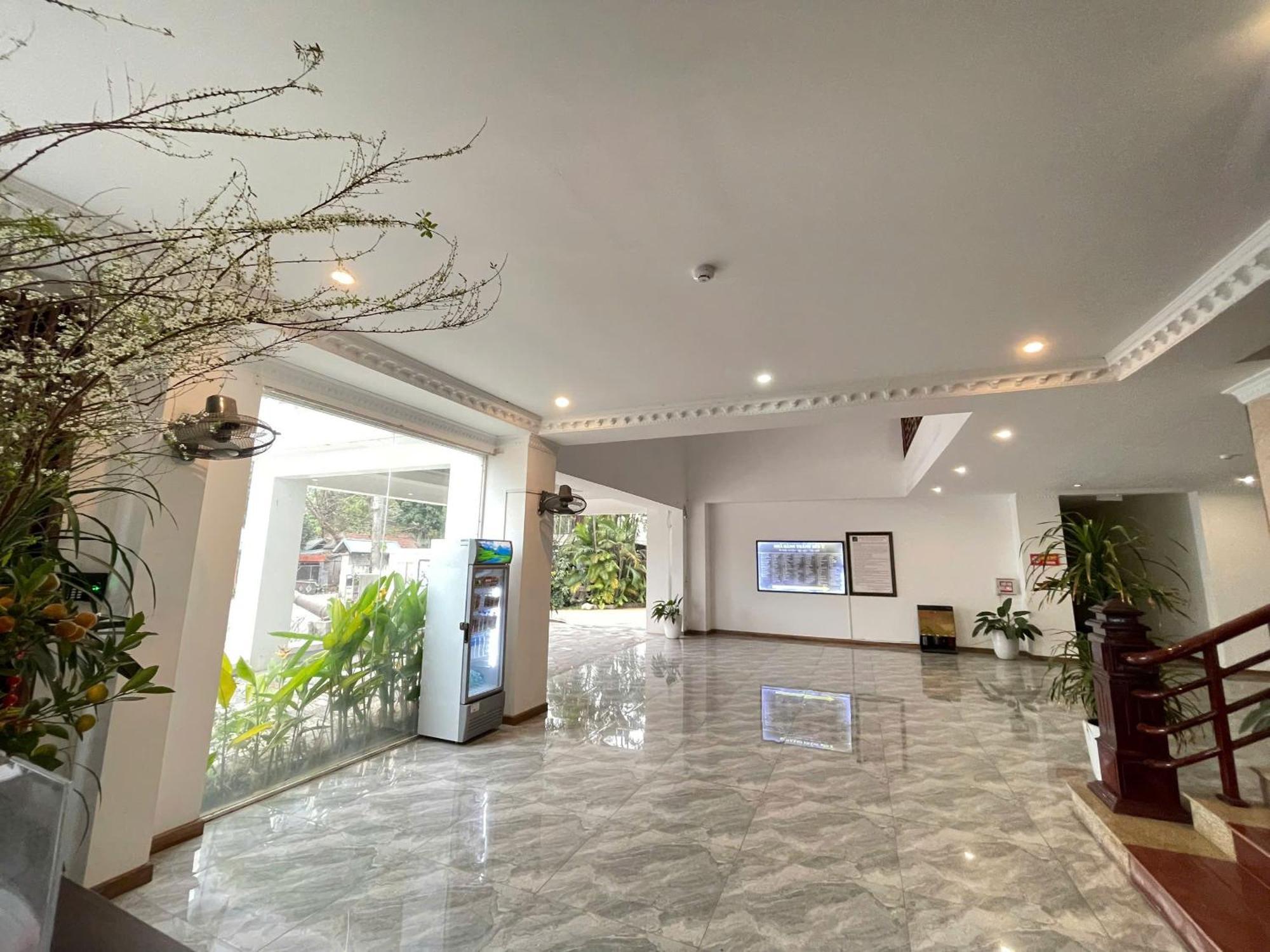 Kim Thanh Hotel, Vinh Phuc - Near Heron Lake Golf, Dam Vac Vinh Yen Екстер'єр фото